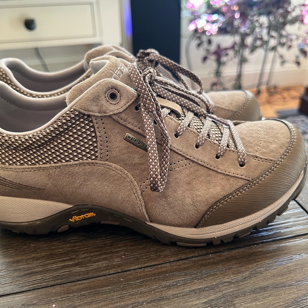 Dansko Beige Suede Sneakers